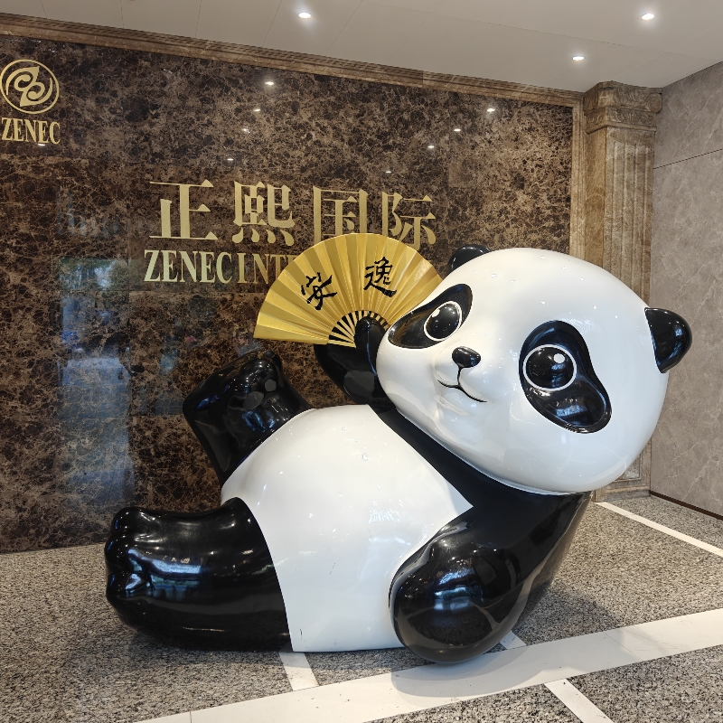 春熙路熊猫雕塑